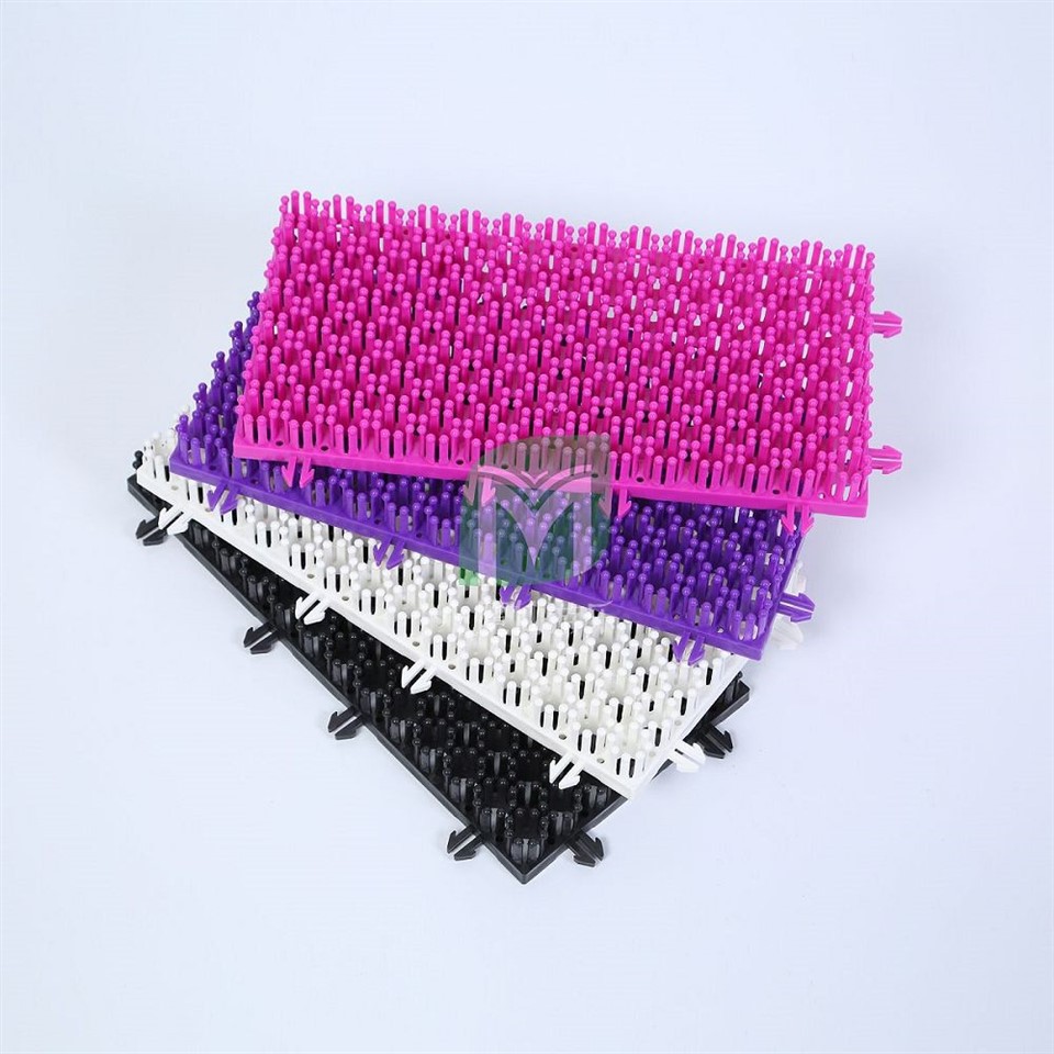 Colorful Ski Accessories Mat